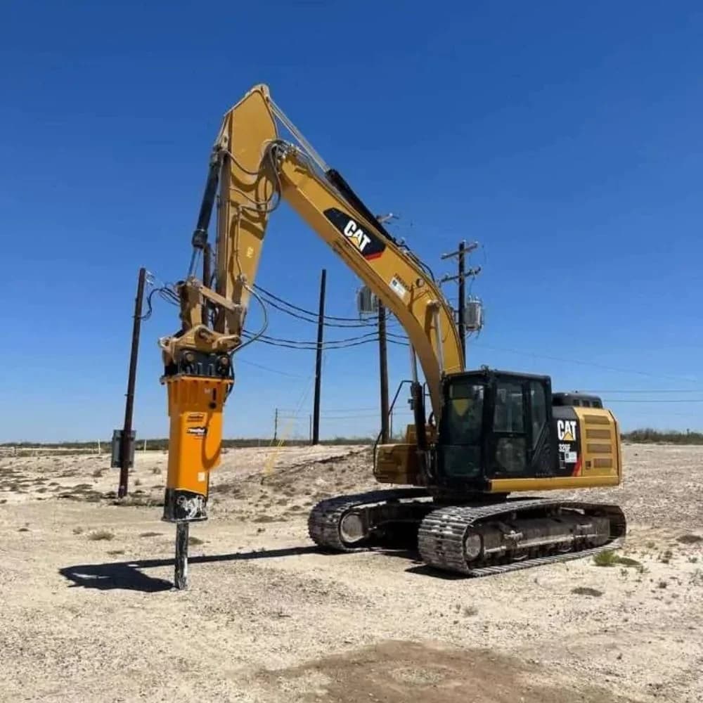 Sewa Excavator Breaker (Pemecah Batu)